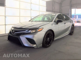 2020 Toyota Camry SE Nightshade
