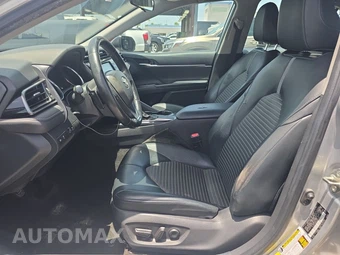 2020 Toyota Camry SE Nightshade - miniatura 13
