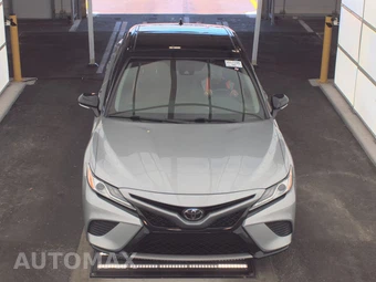 2020 Toyota Camry XSE - miniatura 2