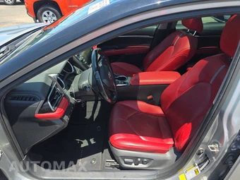2020 Toyota Camry XSE - miniatura 7