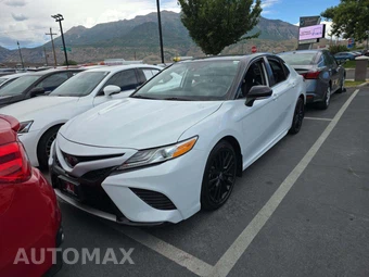 2020 Toyota Camry XSE