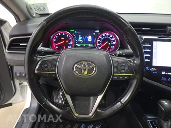 2020 Toyota Camry XSE - miniatura 10