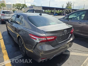 2020 Toyota Camry XSE - miniatura 6