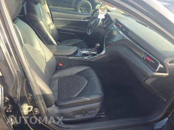 2020 Toyota Camry XSE - miniatura 8