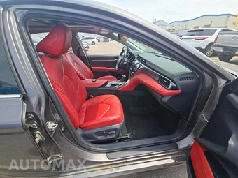 2020 Toyota Camry XSE - miniatura 18