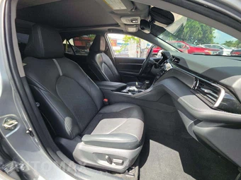 2020 Toyota Camry XSE - miniatura 18