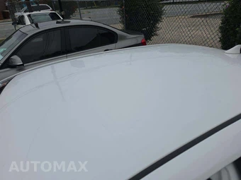 2020 Toyota Corolla Hybrid LE Sedan - miniatura 12