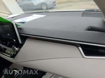 2020 Toyota Corolla Hybrid LE Sedan - miniatura 19