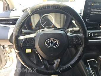 2020 Toyota Corolla LE Sedan – miniatura 10