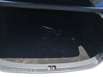 2020 Toyota Corolla LE Sedan – miniatura 16