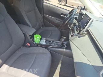 2020 Toyota Corolla LE Sedan – miniatura 8