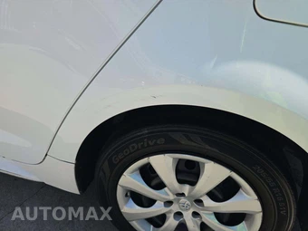 2020 Toyota Corolla LE Sedan - miniatura 20