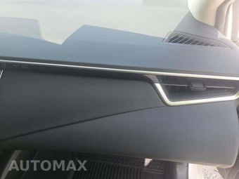 2020 Toyota Corolla LE Sedan - miniatura 16