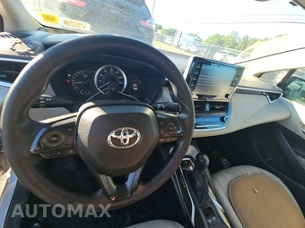 2020 Toyota Corolla LE Sedan – miniatura 11