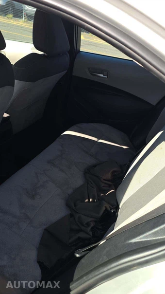2020 Toyota Corolla LE Sedan – miniatura 33