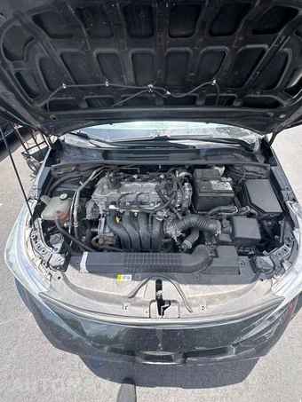 2020 Toyota Corolla LE Sedan - miniatura 7