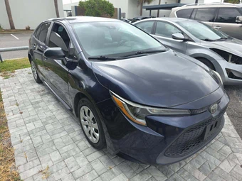 2020 Toyota Corolla LE Sedan - miniatura 4
