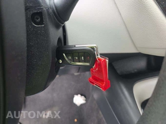 2020 Toyota Corolla LE Sedan - miniatura 8
