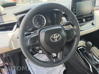 2020 Toyota Corolla LE Sedan – miniatura 10