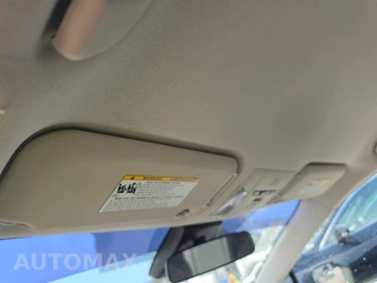 2020 Toyota Corolla LE Sedan – miniatura 17