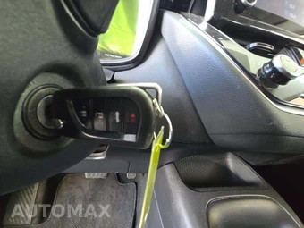 2020 Toyota Corolla LE Sedan – miniatura 5