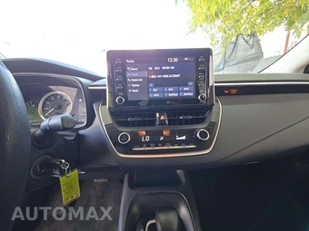 2020 Toyota Corolla LE Sedan – miniatura 7