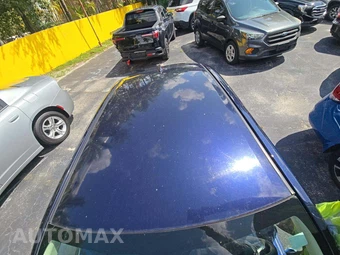 2020 Toyota Corolla LE Sedan – miniatura 12
