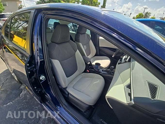 2020 Toyota Corolla LE Sedan – miniatura 18