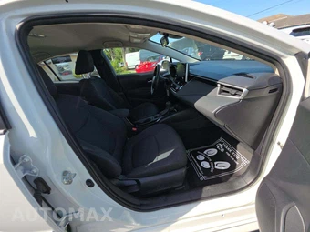 2020 Toyota Corolla LE Sedan – miniatura 18