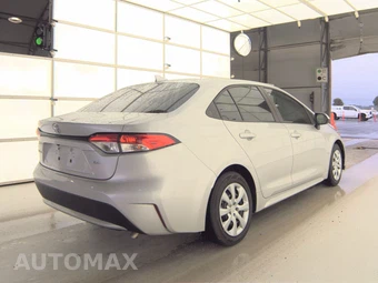 2020 Toyota Corolla LE Sedan – miniatura 4