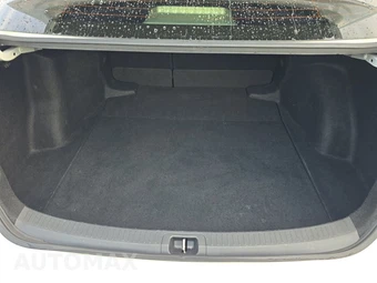 2020 Toyota Corolla LE Sedan - miniatura 16