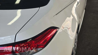 2020 Toyota Corolla LE Sedan - miniatura 20