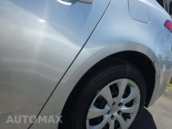 2020 Toyota Corolla LE Sedan – miniatura 24