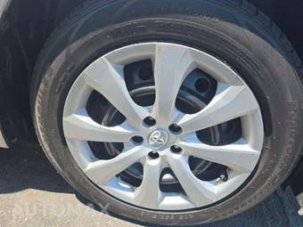 2020 Toyota Corolla LE Sedan – miniatura 29
