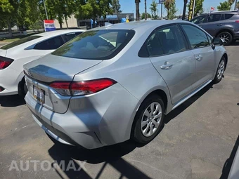 2020 Toyota Corolla LE Sedan – miniatura 3