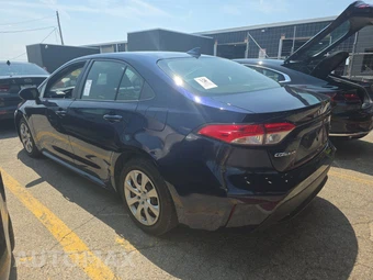 2020 Toyota Corolla LE Sedan - miniatura 6