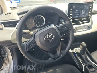 2020 Toyota Corolla LE Sedan – miniatura 10