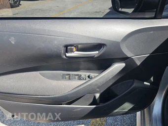 2020 Toyota Corolla LE Sedan – miniatura 9