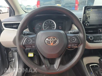 2020 Toyota Corolla LE Sedan – miniatura 10