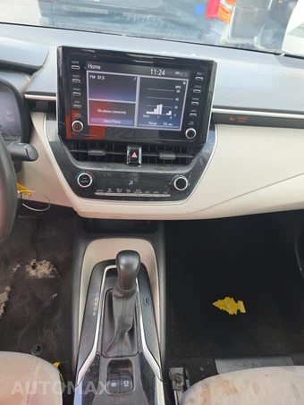 2020 Toyota Corolla LE Sedan – miniatura 11