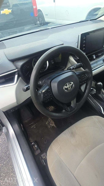 2020 Toyota Corolla LE Sedan – miniatura 23