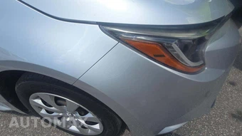 2020 Toyota Corolla LE Sedan – miniatura 31