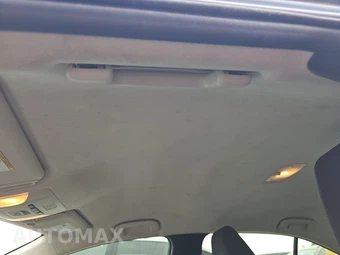 2020 Toyota Corolla LE Sedan – miniatura 17