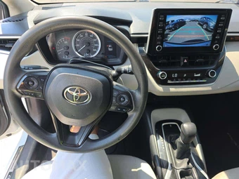 2020 Toyota Corolla LE Sedan - miniatura 10