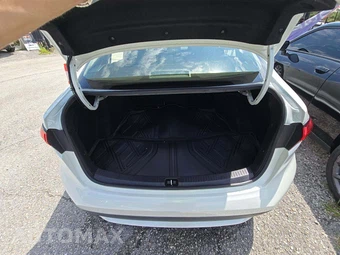 2020 Toyota Corolla LE Sedan - miniatura 14