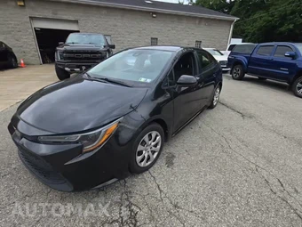 2020 Toyota Corolla LE Sedan
