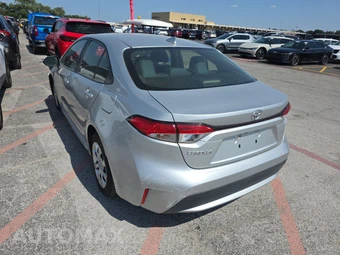2020 Toyota Corolla LE Sedan - miniatura 6