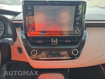 2020 Toyota Corolla LE Sedan - miniatura 11