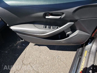 2020 Toyota Corolla SE Sedan – miniatura 9