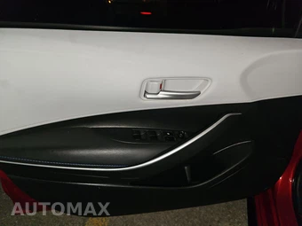 2020 Toyota Corolla SE Sedan - miniatura 9